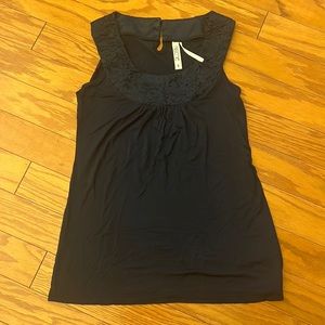 Kische Navy blue sleeveless top